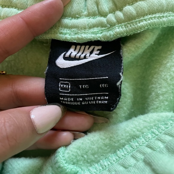 Light green pastel XXL Nike rhinestone swoosh sweatpants joggers - Picture 5 of 5